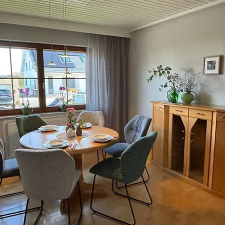 Apartamento Sommer Mit Grosser Terrasse Am Stadtrand Von *